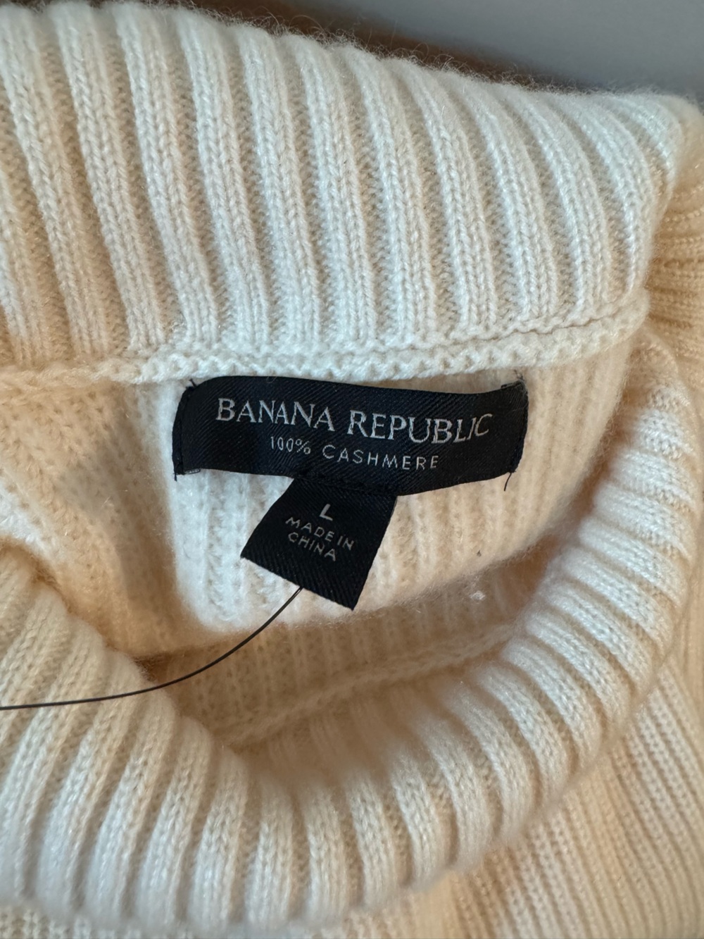 Banana Republic Cream Ribbed Cashmere Cowl Sweater - Picture 3 of 7